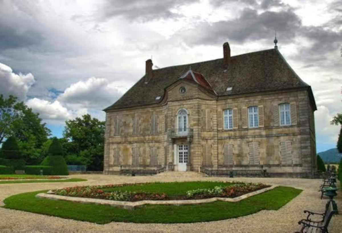 Gite 3 Etoiles "Entre Sources Et Riviere" Besancon Vaire-le-Grand Luaran gambar